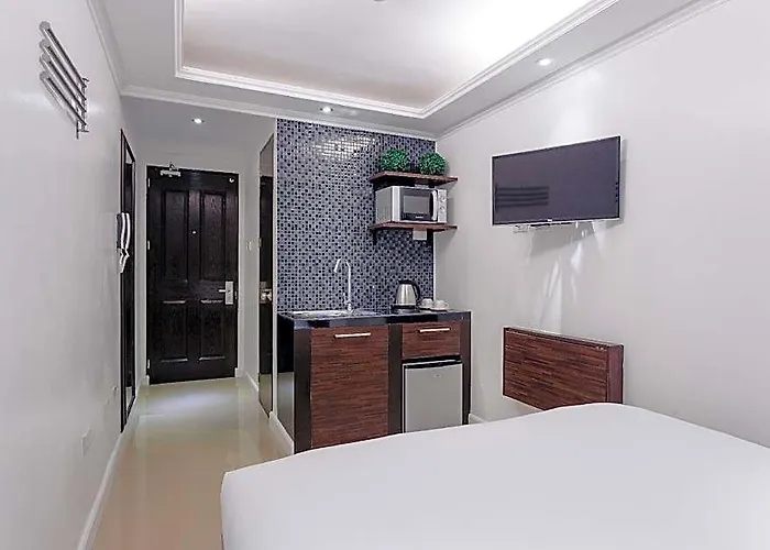 호텔 Nest Nano Poblacion- Makati 2*