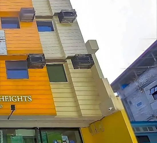 호텔 Nest Nano Poblacion- Makati