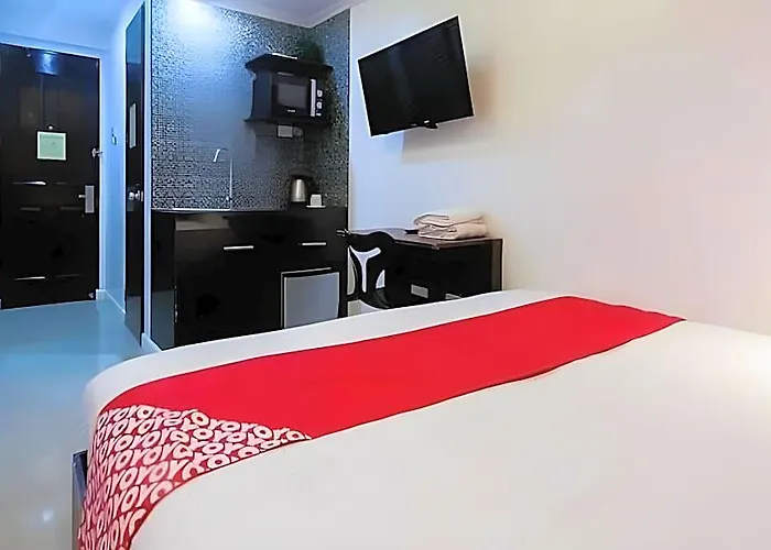 Nest Nano Poblacion- Makati 호텔 마닐라