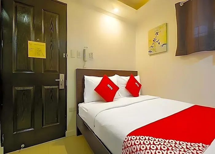 Nest Nano Poblacion- Makati 2*
